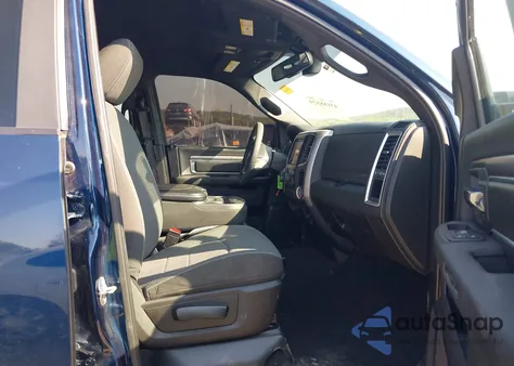 2022 Ram 1500 Classic Warlock из США, поврежденный, VIN 1C6RR7GG9NS237498